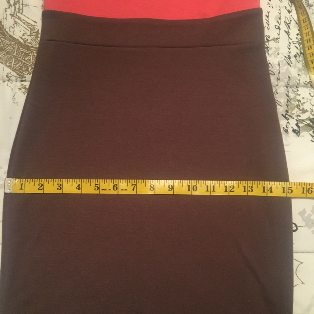Dress - Picture 5 of 8